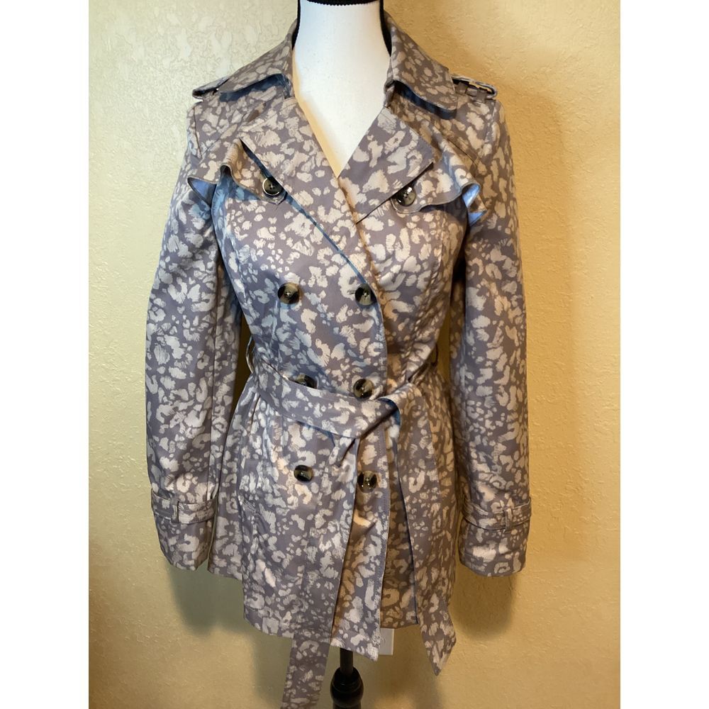 Daughters of the Liberation taupe/pink leopard print trench coat‎ size 4, lined